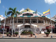 Aruba Royal Plaza